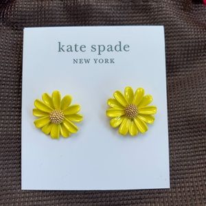 NWT Kate Spade Into The Bloom Earrings in Yellow